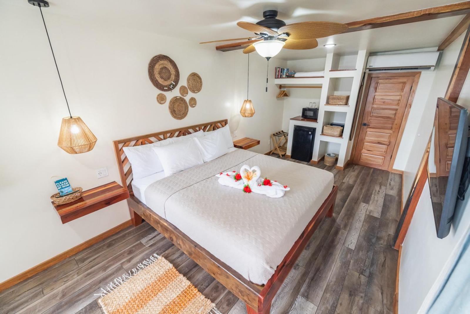 Ocean Tide Beach Resort San Pedro  Ngoại thất bức ảnh